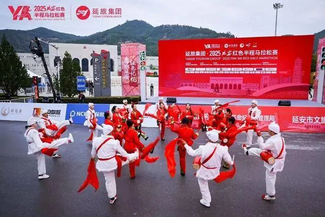 革命热土, 活的理念, img