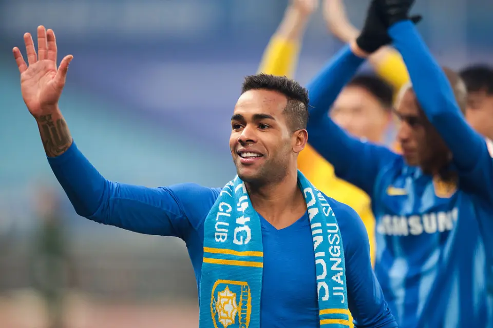 超转会费, 从英超豪门, 利物浦截胡 超转会费, 从英超豪门, 利物浦截胡